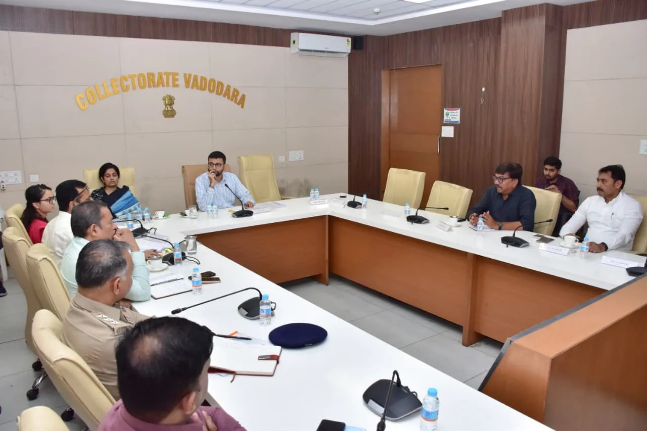 કલેક્ટર ડો. અનિલ ધામેલિયાની અધ્યક્ષતામાં જિલ્લા ફરિયાદ નિવારણ અને સંકલન સમિતિની બેઠક યોજાઈ 3 District Grievance Redressal Coordination Meeting Vadodara 1.png