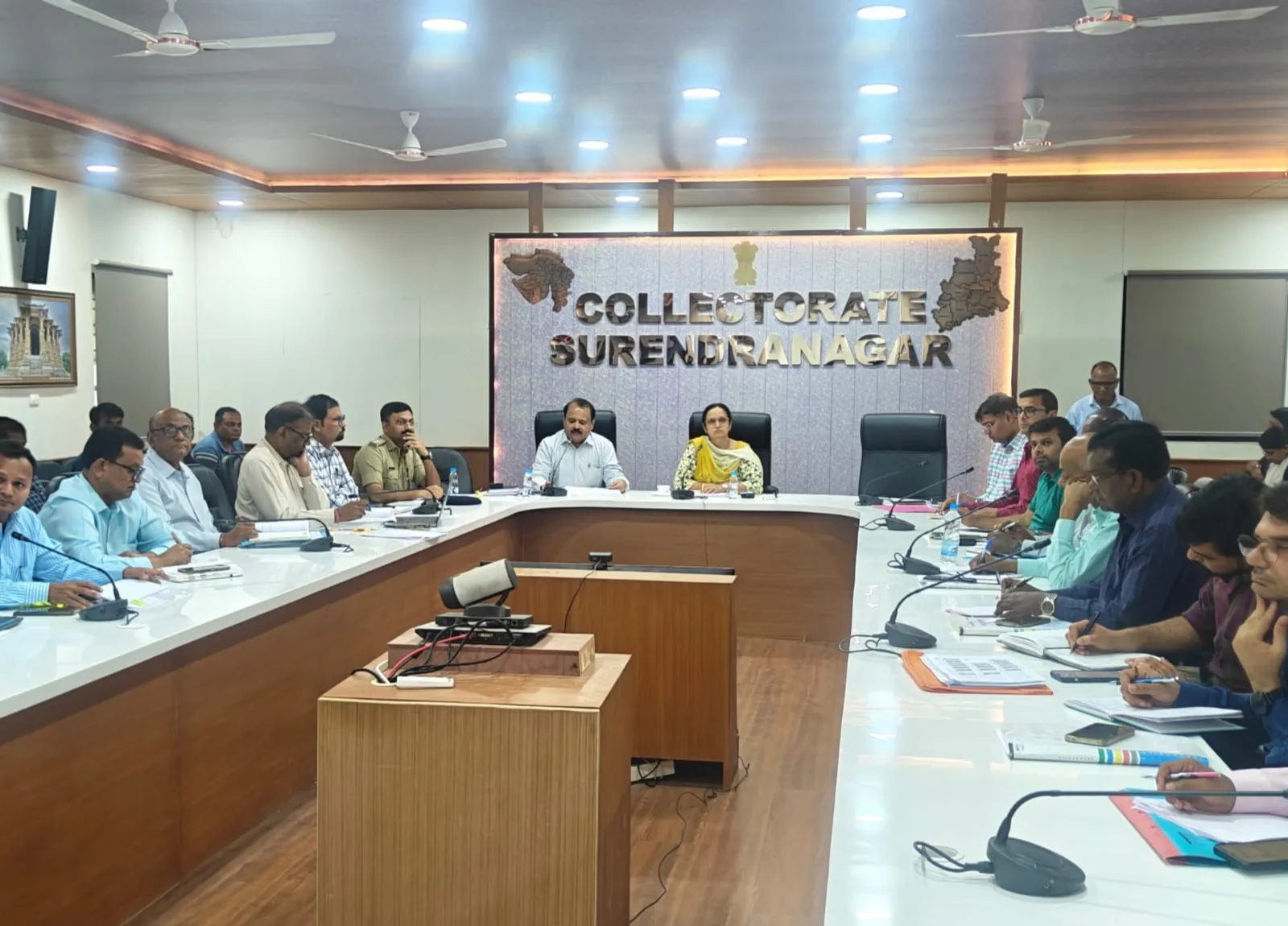 ખેલ મહાકુંભ–૨૦૨૫ અંતર્ગત સુરેન્દ્રનગર જિલ્લામાં વિજેતા ખેલાડીઓને રોકડ પુરસ્કાર એનાયત થશે 2 Surendranagar Khel Mahakumbh Prize Distribution 2025.png