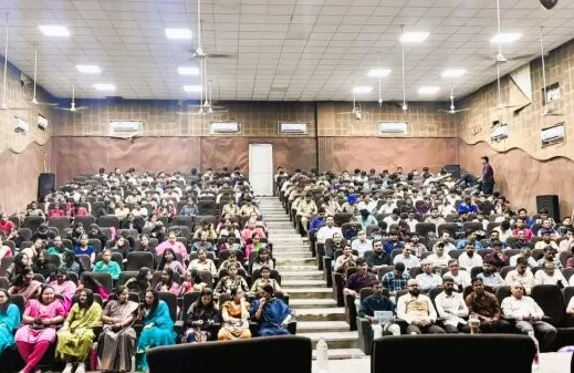 સરકારી પોલીટેકનિક રાજકોટ ખાતે ૯૫૦થી વધુ વિદ્યાર્થીઓની ભાગીદારી સાથે સ્પોર્ટ્સ વીકનો ઉત્સાહભેર શુભારંભ 3 Rajkot Government Polytechnic Sports Week 2026 2.png