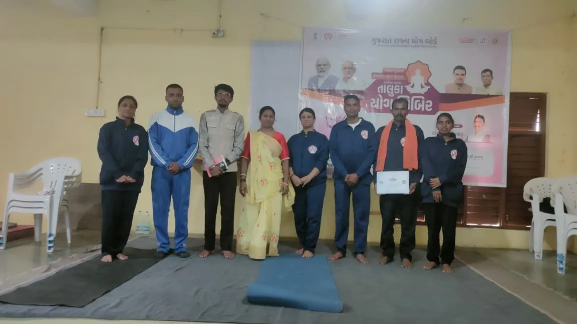 સ્વસ્થ ગુજરાત–મેદસ્વિતા મુક્ત ગુજરાતના સંકલ્પ સાથે લીમડી તાલુકામાં યોગ ટ્રેનર તૈયાર કરવાની પહેલ 2 Govind Guru Limdi Taluka Yoga Training Camp 2.png