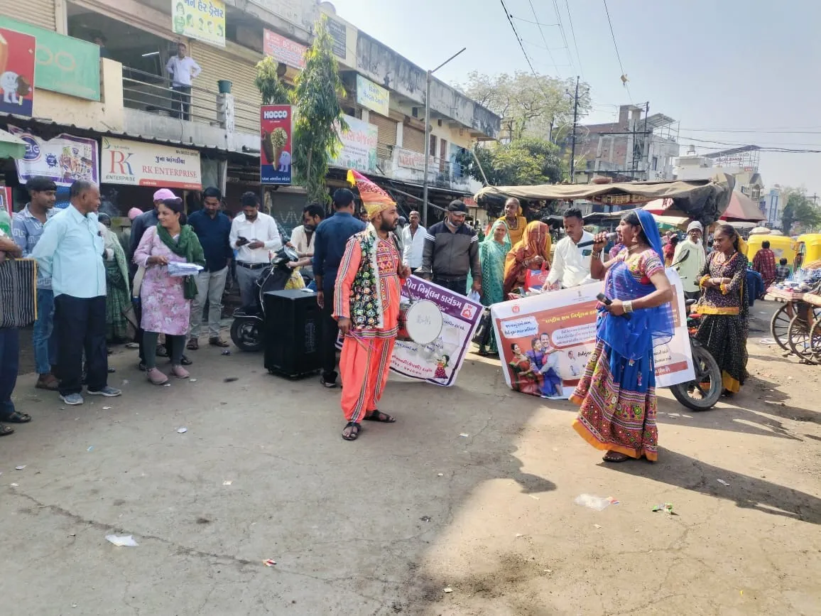વર્લ્ડ ટીબી ડે નિમિત્તે ઝાલોદમાં ભવાઈ કાર્યક્રમ દ્વારા ટીબી મુક્ત ભારતનો સંદેશ 3 Zalod World TB Day Awareness Program 1.png