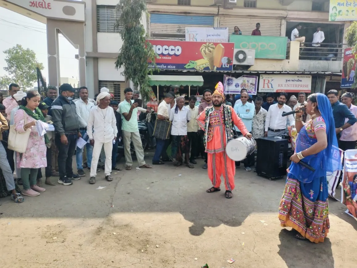 વર્લ્ડ ટીબી ડે નિમિત્તે ઝાલોદમાં ભવાઈ કાર્યક્રમ દ્વારા ટીબી મુક્ત ભારતનો સંદેશ 2 Zalod World TB Day Awareness Program 2.png