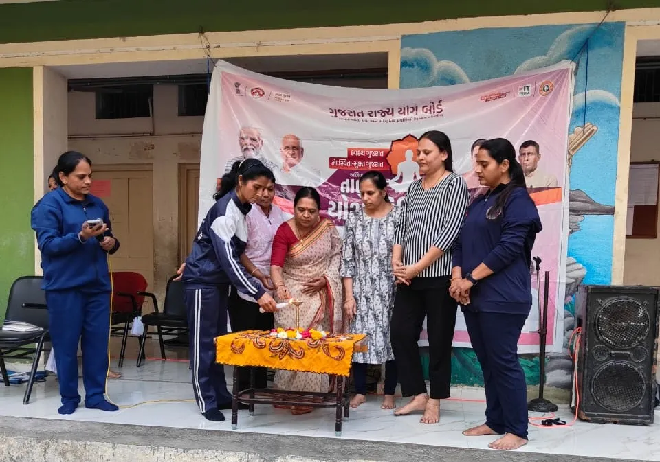 જેતપુર તાલુકામાં ‘મેદસ્વિતામુક્ત અભિયાન’ અંતર્ગત વિશાળ યોગ શિબિર, ૫૦૦ સાધકોનો ઉત્સાહભેર સહભાગ 2 Jetpur Obesity Free Yoga Camp 2026.png