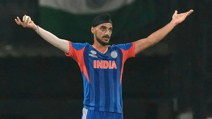 WI vs SA મેચ જોઈને કેમ ગુસ્સે થયા હતા અર્શદીપના પિતા? ભારતીય કેપ્ટને પોતે કર્યો ખુલાસો 3 singh.jpg