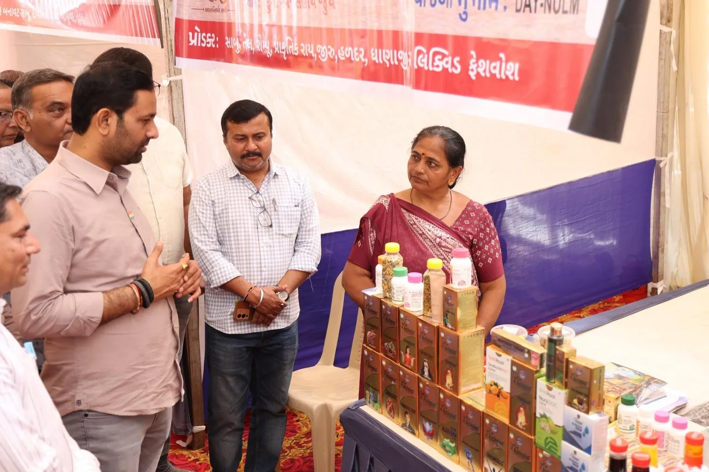 અમરેલીમાં “સ્વદેશી મેળો – શોપિંગ ફેસ્ટિવલ ૨૦૨૬”નો પ્રારંભ, વોકલ ફોર લોકલ અભિયાનને મળ્યો નવો વેગ 3 Amreli Swadeshi Mela 2026 2.png
