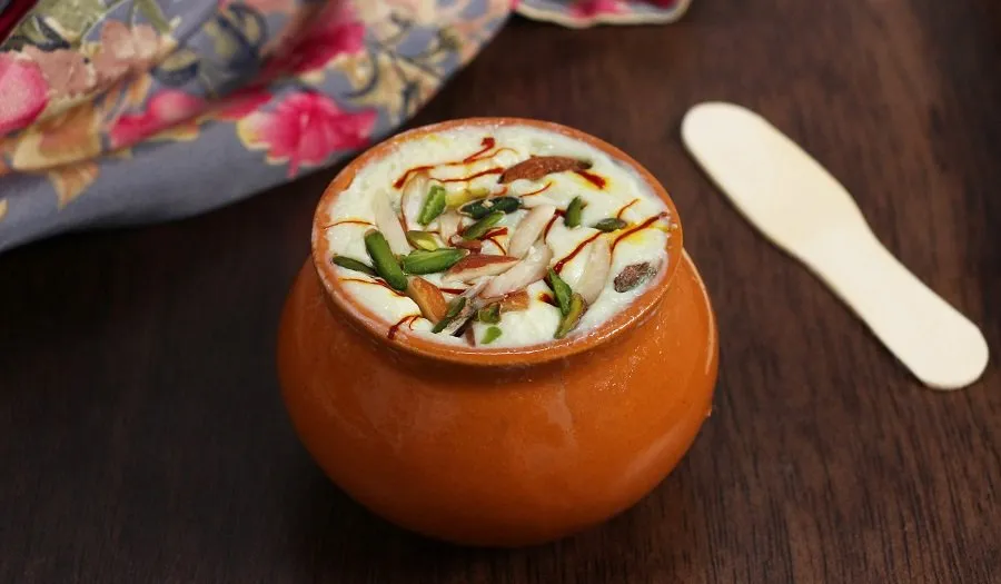 બજાર જેવી મટકા મલાઈ કુલ્ફી હવે ઘરે બનાવો, ગરમીમાં મેળવો ઠંડક અને મીઠાશનો ડબલ સ્વાદ 3 Matka Malai Kulfi