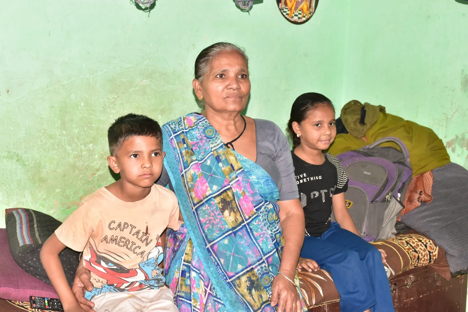 માત્ર ₹436 પ્રીમિયમમાં મળતી પ્રધાનમંત્રી જીવન જ્યોતિ વીમા યોજનાથી પાટણના પરિવારને સંકટ સમયે મળી મોટી મદદ 2 Patan PM Jeevan Jyoti Bima Yojana Benefit.png