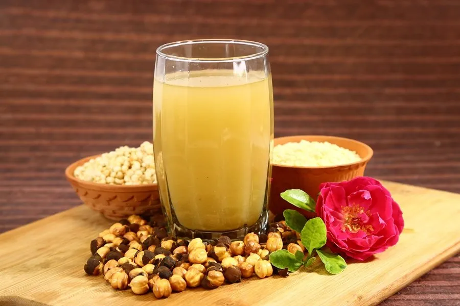 દેશી સત્તુ કે વિદેશી વ્હે પ્રોટીન? ડાયેટમાં શું સામેલ કરવું જોઈએ? એક્સપર્ટ પાસેથી જાણો બંનેના ફાયદા અને ગેરફાયદા 3 SATTU4.jpg