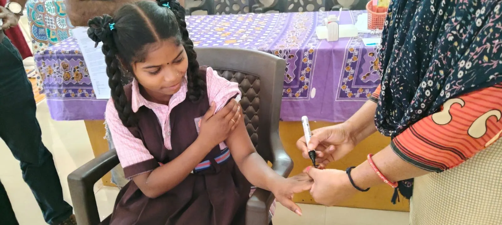 ડાંગ જિલ્લામાં કિશોરીઓ માટે HPV રસીકરણ અભિયાનનો પ્રારંભ, સર્વાઇકલ કેન્સરથી બચાવ માટે આરોગ્ય વિભાગની અપીલ 2 Dang HPV Vaccination Cervical Cancer Prevention Campaign.png