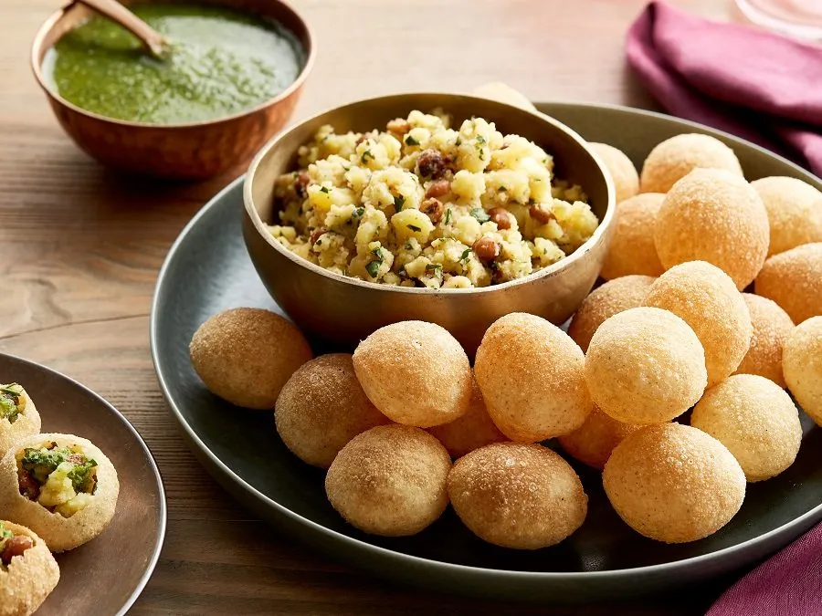 પાણીપુરી નરમ પડી જાય છે? લારી જેવી કડક પૂરી બનાવવા માટે અપનાવો આ સરળ ટ્રીક 3 gappi1.jpg
