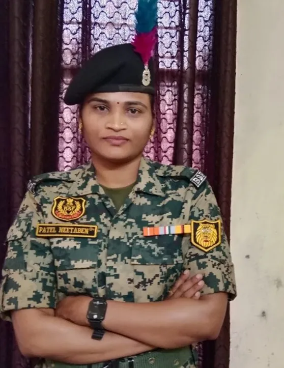 દાહોદની દીકરી નીતાબેન પટેલ બની BSF કોન્સ્ટેબલ: ખેડૂત પરિવારથી દેશની સરહદ સુરક્ષા સુધીની પ્રેરણાદાયક સફર 2 neetaben patel bsf constable dahod gujarat woman soldier story.jpeg