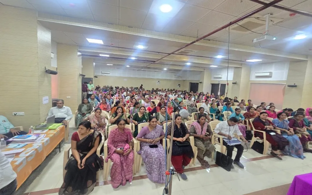 ખેડબ્રહ્મા ટાઉનહોલ ખાતે આંતરરાષ્ટ્રીય મહિલા દિવસ નિમિત્તે મહિલાશક્તિ સન્માન અને આરોગ્ય જાગૃતિનો ત્રિવિધ કાર્યક્રમ 3 Khedbrahma International Womens Day Health Awareness Program.jpeg