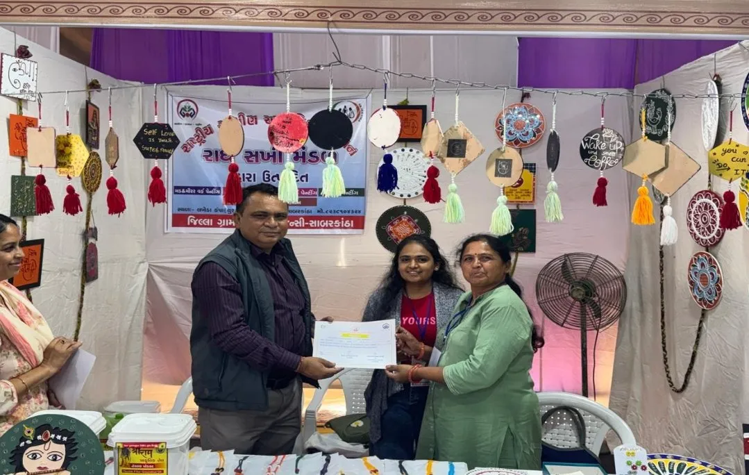 ગ્રામ વિકાસ એજન્સીના પ્રયાસોથી ગ્રામીણ મહિલાઓ આત્મનિર્ભરતાની દિશામાં આગળ: ૨૦૨૫ દરમિયાન વિવિધ યોજનાઓથી લાખોની આવક 4 Rural Women Empowerment Self Help Groups Gujarat 2025 3.jpeg