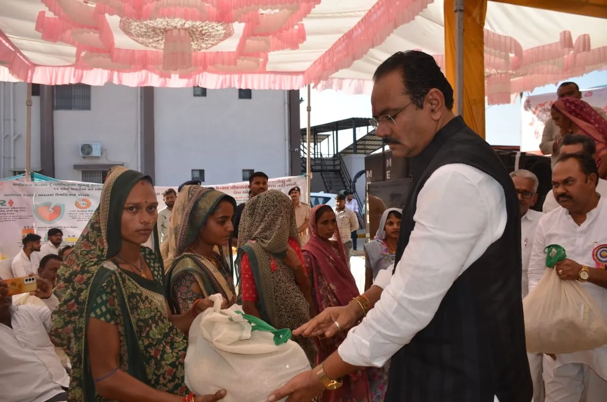 ભાવનગરના દાઠા સામૂહિક આરોગ્ય કેન્દ્રના નવા બાંધકામ સહિત રૂ.૧૯ કરોડથી વધુના વિકાસ કામોનું લોકાર્પણ 3 Bhavnagar Datha Community Health Center Inauguration Talaja.png
