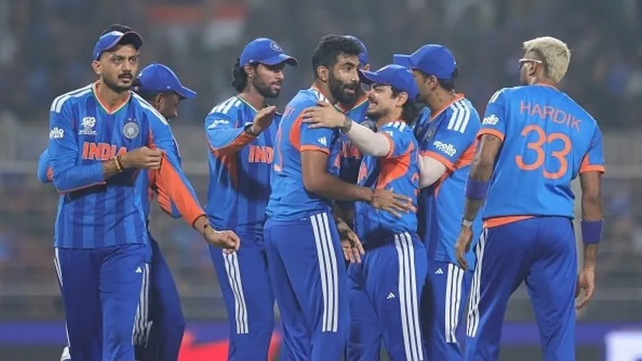 IPL ચેમ્પિયન્સ વગર જ ભારત બન્યું ‘વિશ્વ વિજેતા’: સૂર્યાની કેપ્ટનસીમાં ઈતિહાસ! 3 team.jpg