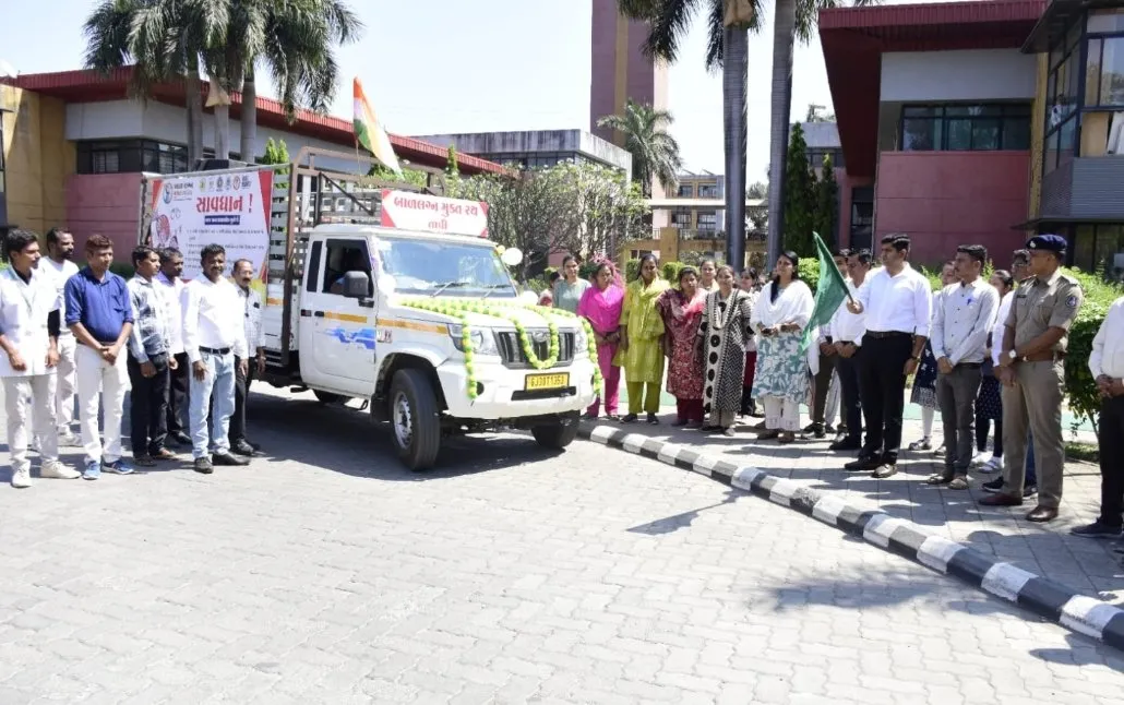 તાપી જિલ્લામાં ‘બાળ લગ્ન મુક્ત ભારત અભિયાન’ અંતર્ગત જાગૃતિ રથનું પ્રસ્થાન, ૧૦૦ દિવસીય કાર્યક્રમનો પ્રારંભ 3 Tapi Child Marriage Free India Awareness Campaign 2026 1.jpeg