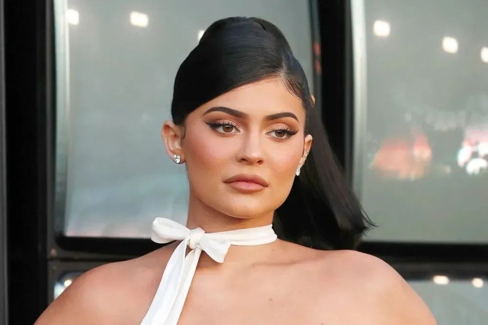 મોડેલિંગથી અભિનય સુધી: Kylie Jennerની હોલીવુડમાં ગ્રાન્ડ એન્ટ્રી 3 WhatsApp Image 2026 03 12 at 7.49.10 PM.jpeg