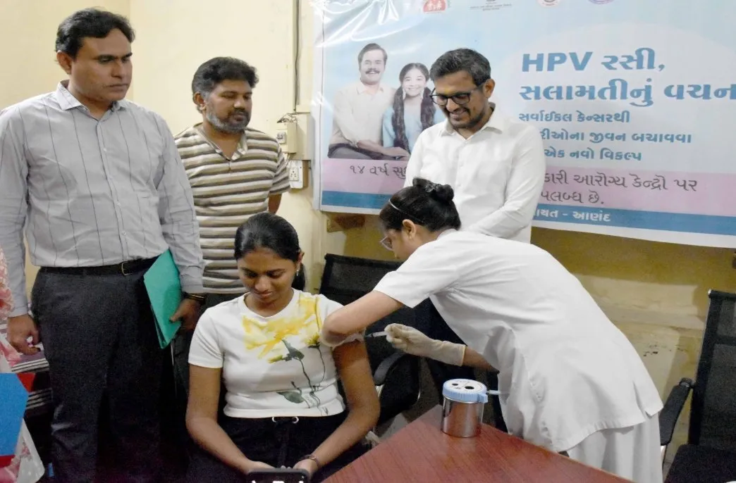 આણંદ જિલ્લામાં 14 વર્ષની કિશોરીઓ માટે HPV રસીકરણ અભિયાનનો પ્રારંભ 3 anand hpv vaccination cervical cancer campaign 1.jpeg
