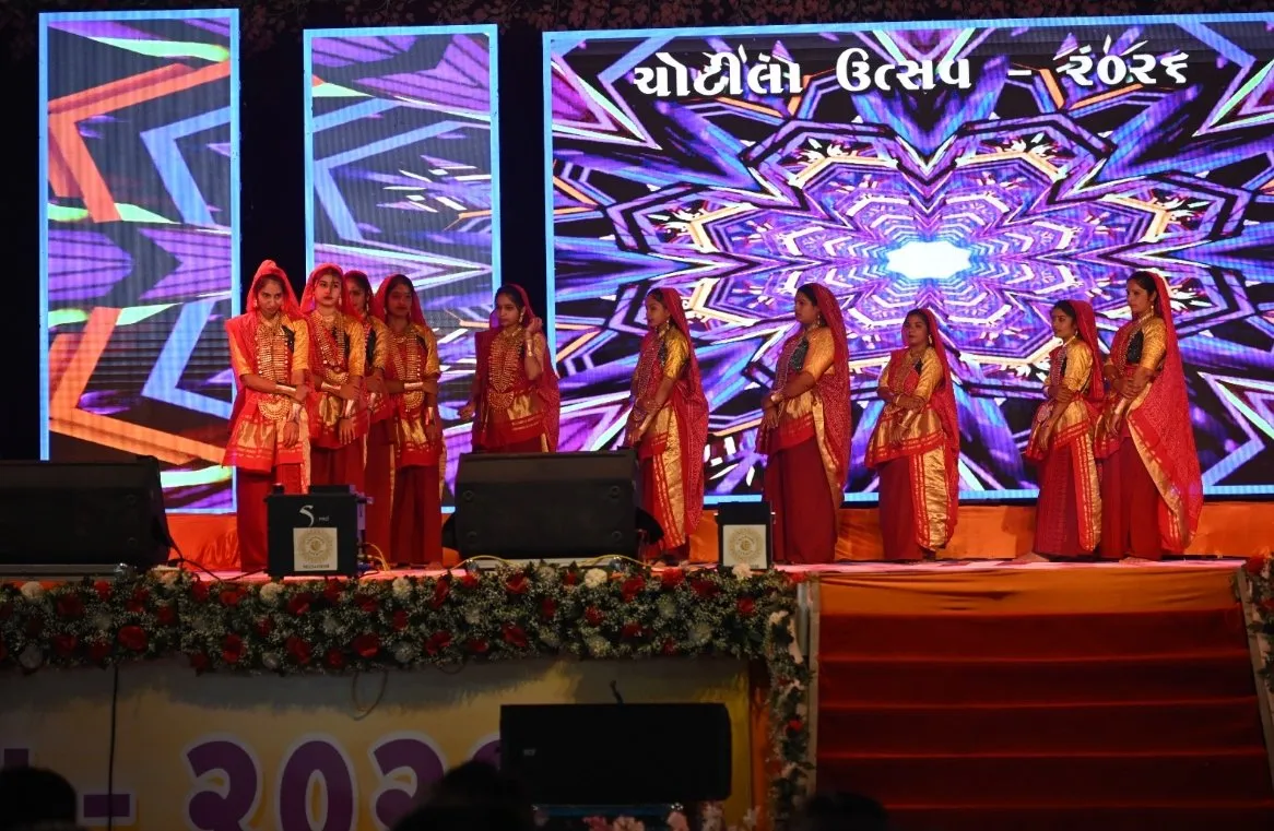 ચોટીલામાં બે દિવસીય “ચોટીલા ઉત્સવ” ભવ્ય રીતે સંપન્ન, લોકસંગીત અને લોકનૃત્યથી ભક્તિ અને સંસ્કૃતિનો માહોલ 2 chotila utsav cultural festival surendranagar.jpeg