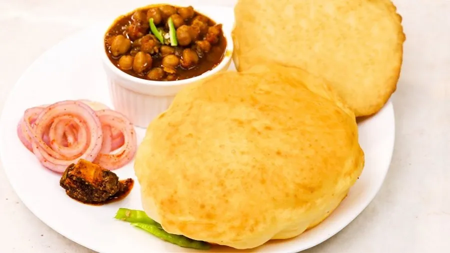 મેંદા વગર બનાવો હોટલ જેવા ફૂલેલા ભટૂરે, નોટ કરી લો ઘઉંના લોટની આ સિક્રેટ રેસીપી 3 bature1.jpg