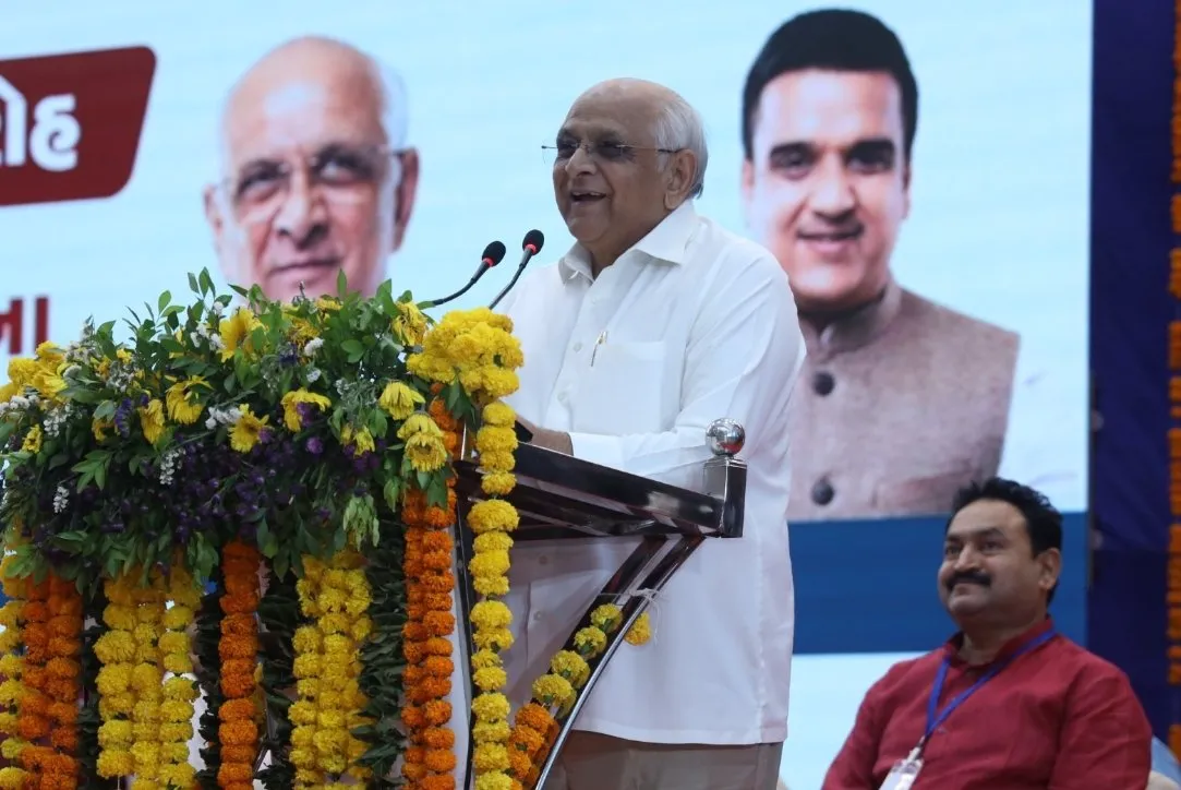 ભરૂચ જિલ્લામાં વિકાસને નવી ગતિ: મુખ્યમંત્રી ભૂપેન્દ્ર પટેલે રૂ. ૧૩૫૦ કરોડથી વધુના ૧૩૯ વિકાસ પ્રકલ્પોની આપી ભેટ 2 Bharuch Development Projects CM Bhupendra Patel 1350 Crore 1.jpeg