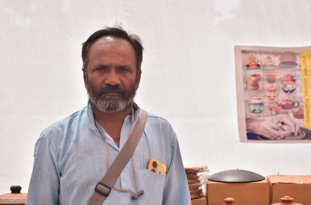 ખંભાળિયા સ્વદેશી મેળામાં સ્થાનિક કારીગરોને પ્રોત્સાહન, માટીકામની વસ્તુઓને મળ્યો પ્રતિસાદ 2 Khambhalia Swadeshi Mela Local Handicrafts.jpeg