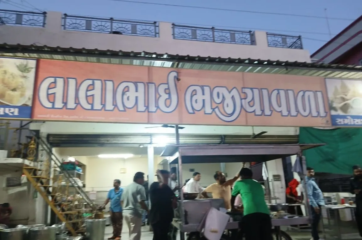વડોદરા જિલ્લાના ડભોઈમાં ઘરેલું ગેસ સિલિન્ડરના દુરુપયોગ સામે પુરવઠા તંત્રની કડક કાર્યવાહી 2 Dabhoi Domestic Gas Misuse Action Vadodara.jpeg