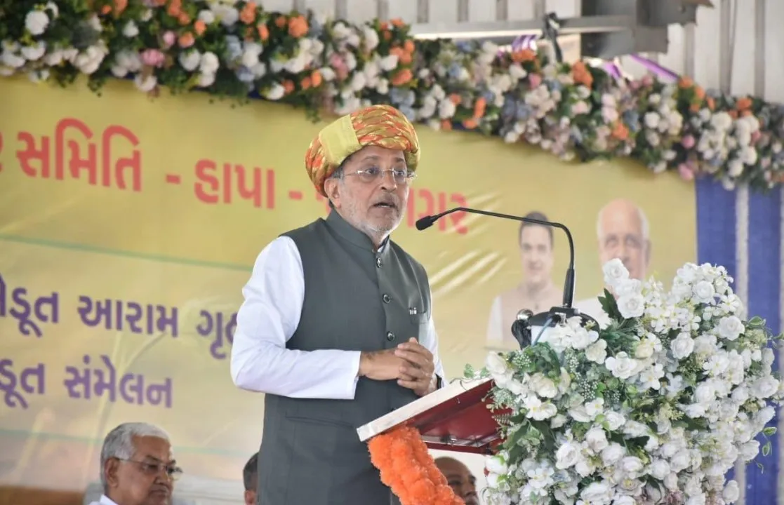 જામનગર હાપા એપીએમસી ખાતે વિશાળ ખેડૂત સંમેલન, મુખ્યમંત્રી ભૂપેન્દ્ર પટેલે ભોજનાલય અને આરામગૃહનું ઇ-લોકાર્પણ કર્યું 2 Jamnagar Hapa APMC Farmer Conference 2026 3.jpeg