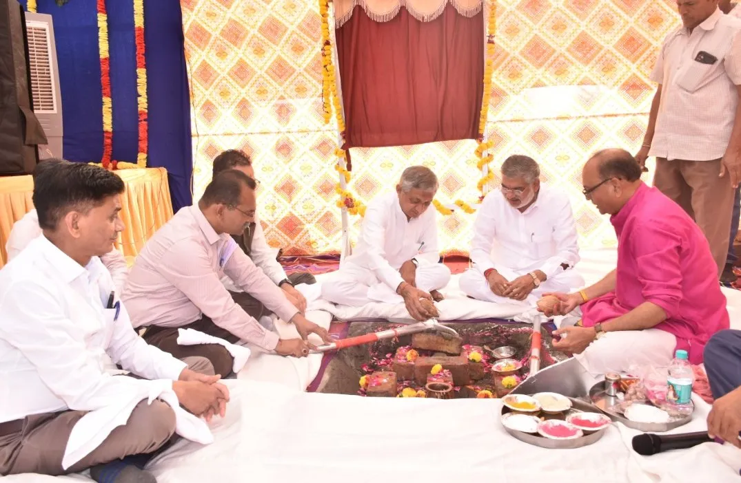 જામ ખંભાળિયા ખાતે રૂ. ૬.૬૧ કરોડના ખર્ચે એસ.ટી ડેપોના આધુનિક વર્કશોપનું ખાતમુહૂર્ત 2 Khambhalia ST Depot Workshop Inauguration 2026.jpeg