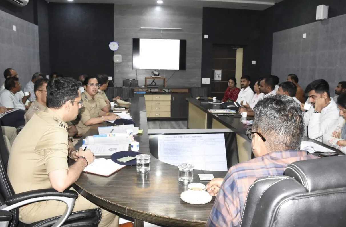 માર્ગ અકસ્માતોને અટકાવવા કલેક્ટરશ્રી ડૉ. મનીષ કુમાર બંસલના અધ્યક્ષસ્થાને સમીક્ષા બેઠક યોજાઈ 2 Bhavnagar Road Safety Council Action 2026 1.jpeg