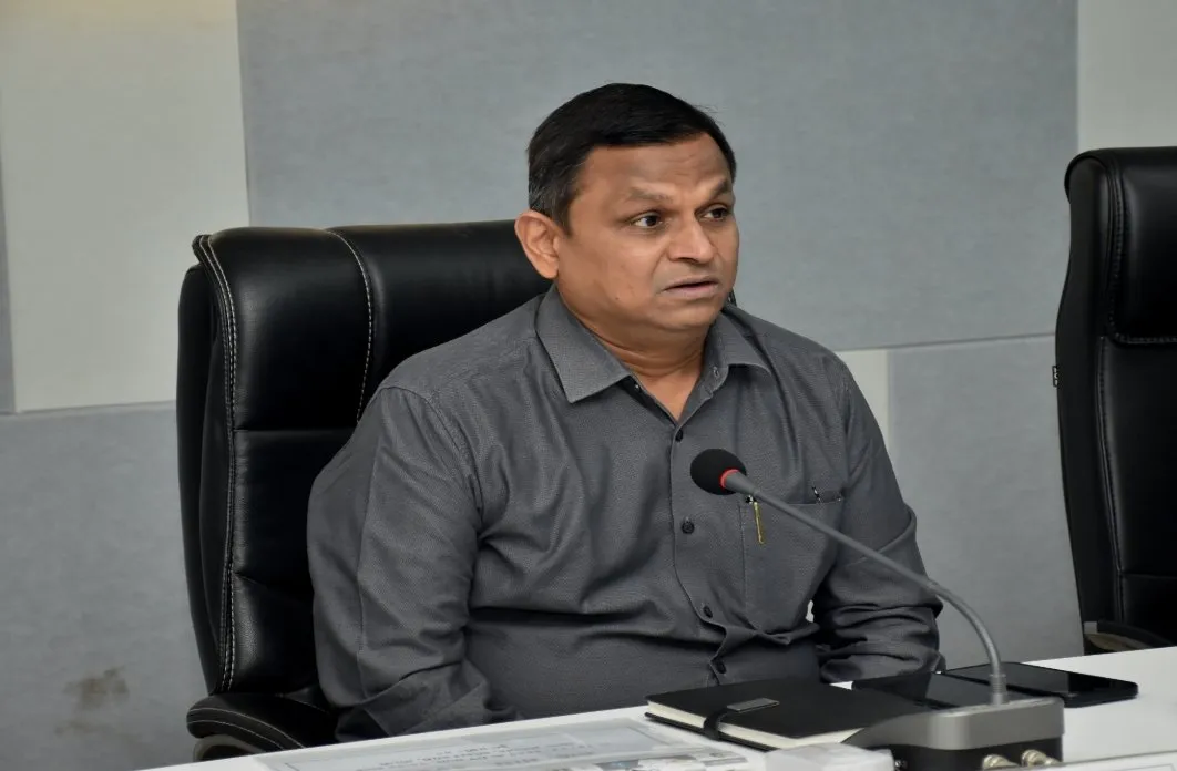 મોરબીમાં જિલ્લા સંકલન સહ ફરિયાદ સમિતિ બેઠક, વિકાસ કાર્યોની ગુણવત્તા અને જનસુવિધાઓ પર ભાર 2 Morbi District Coordination Meeting Public Welfare 2026 2.jpeg