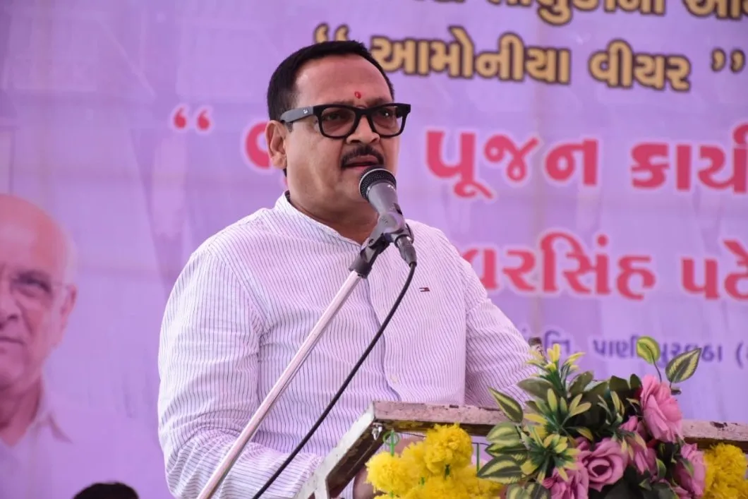 ડોલવણના આમણીયા ખાતે રૂ. 18.59 કરોડના વિયરનું ભૂમિપૂજન, ખેડૂતોને સિંચાઈમાં મળશે મોટો લાભ 3 Tapi Amniya Weir Irrigation Development Project 2.jpeg