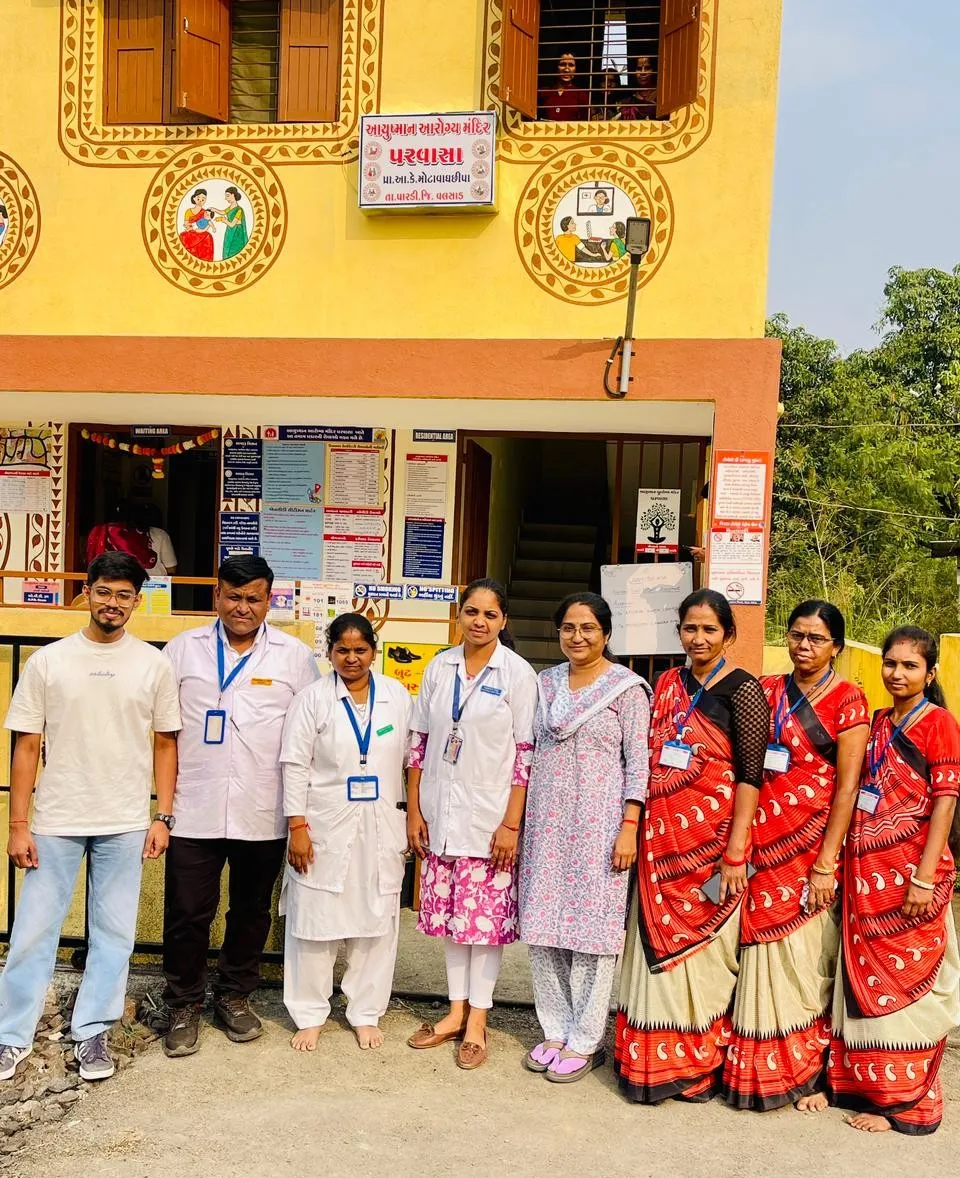 વલસાડ જિલ્લાના ચાર આયુષ્યમાન આરોગ્ય મંદિરોને રાષ્ટ્રીય ગુણવત્તા પ્રમાણપત્ર 2 Valsad Ayushman Health Centers NQAS Certification.png