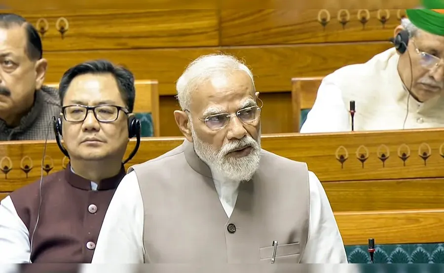 બદલાતા ભૌગોલિક સમીકરણો વચ્ચે PM મોદીનો યુરોપ પ્રવાસ; સંરક્ષણ અને વેપાર ક્ષેત્રે થઈ શકે છે મોટા કરાર 3 pm modi12.jpg
