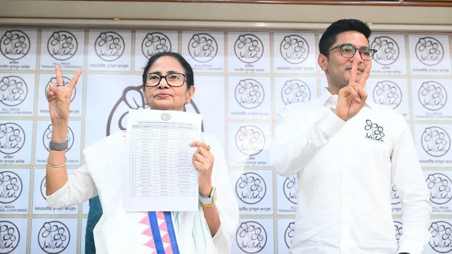 બંગાળમાં મમતાનો નવો દાવ: આખા રાજ્યમાં TMCના પ્રચારની કમાન સંભાળશે ‘દીદી’, પોતાના મતવિસ્તારની જવાબદારી સાથીઓને સોંપી 2 mamta.jpg