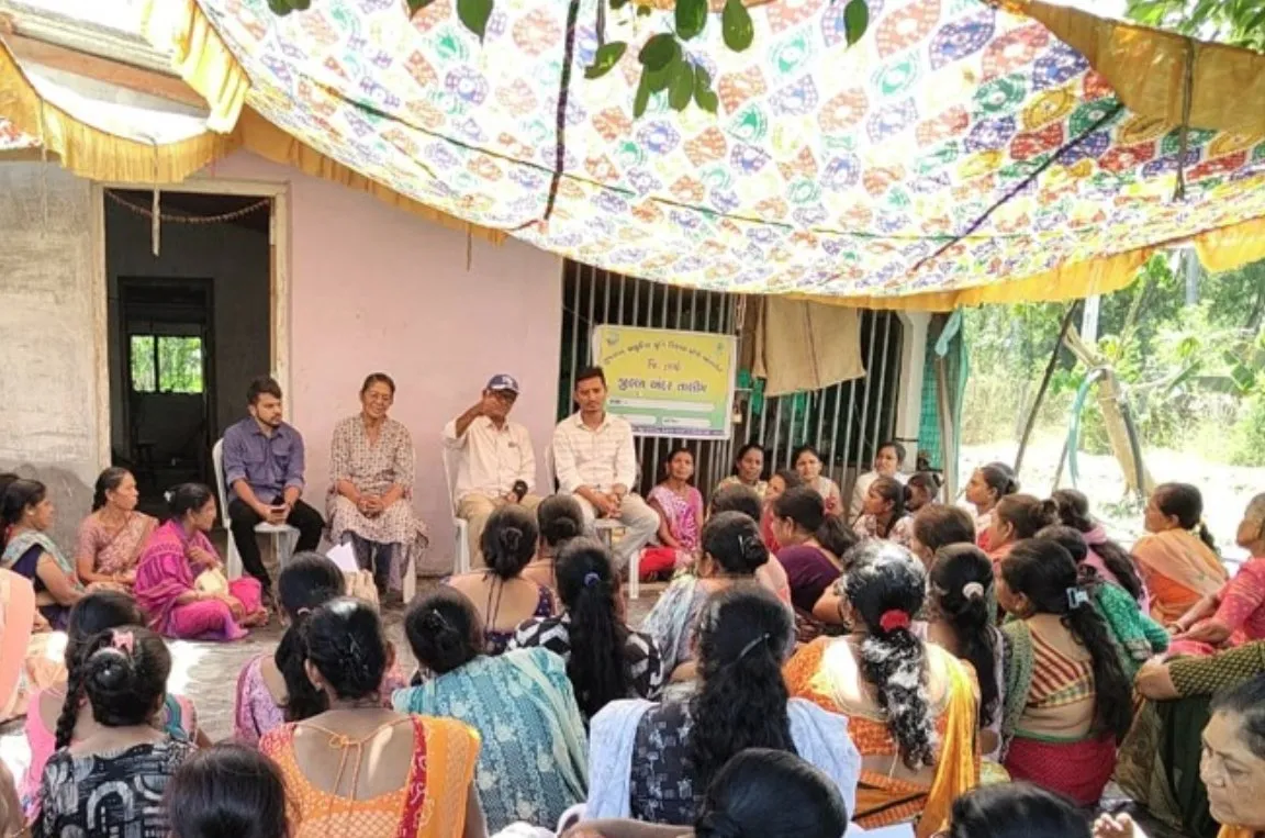 તાપી જિલ્લાના અલગટ ગામમાં 134 ખેડૂતો માટે પ્રાકૃતિક કૃષિ તાલીમ યોજાઇ 3 Natural Farming Training Tapi Valod ATMA Program 2.jpeg