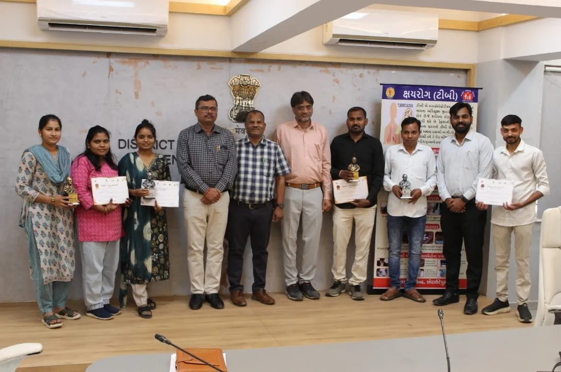 છોટાઉદેપુરમાં વિશ્વ ક્ષય દિવસ નિમિત્તે જનજાગૃતિ રેલીનું આયોજન 2 Chhotaudepur TB Awareness Rally 1.jpeg