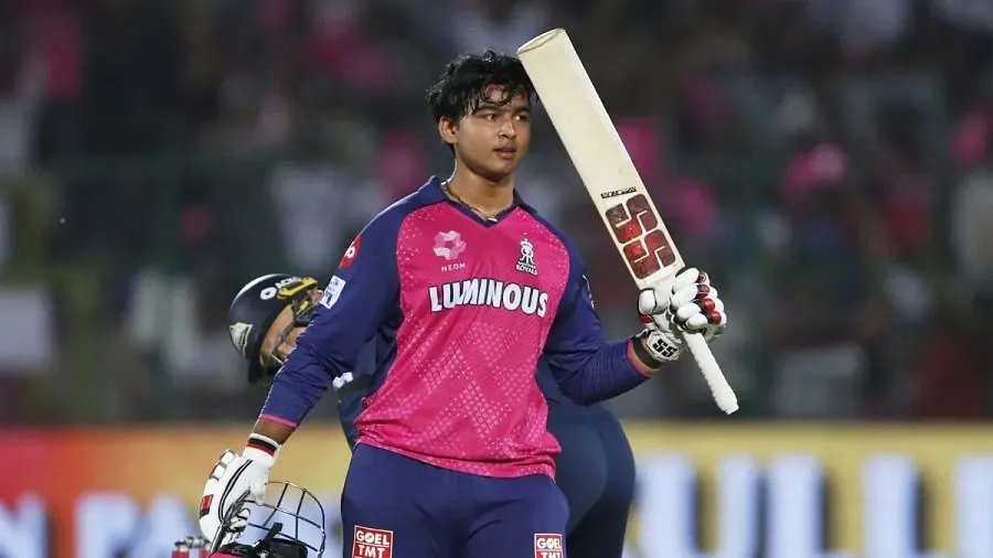 IPL ના સૌથી યુવા સ્ટાર વૈભવ સૂર્યવંશીનો આજે જન્મદિવસ, શું હવે બ્લુ જર્સીમાં જોવા મળશે 2 vaibav.jpg