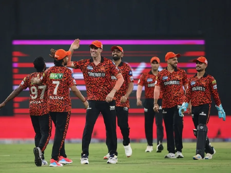 IPL 2026 નો શંખનાદ: ડિફેન્ડિંગ ચેમ્પિયન RCB સામે હૈદરાબાદનો પડકાર, જાણો ક્યારે અને ક્યાં જોશો લાઈવ મેચ 3 live1.jpg