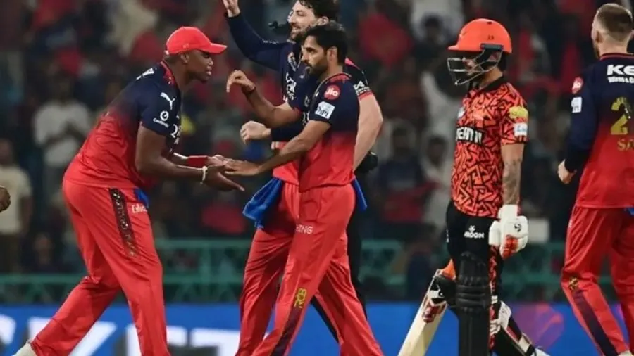 IPL 2026: ભુવનેશ્વર કુમાર રચી શકે છે નવો ઈતિહાસ, પ્રથમ મેચમાં જ 200 વિકેટના આંકડા પર નજર 3 krcb.jpg