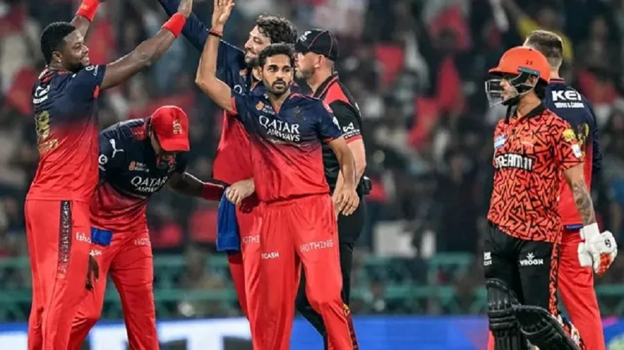 RCB vs SRH: ડિફેન્ડિંગ ચેમ્પિયન બેંગલુરુ સામે હૈદરાબાદનો જંગ, જાણો શું હોઈ શકે છે બંને ટીમની પ્લેઈંગ-11 2 rcb h.jpg