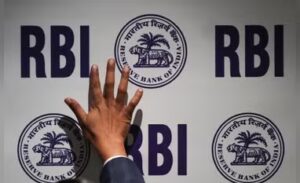 RBI નો સાથ છૂટ્યો અને ટેક્સનો માર! ભારતીય બેન્કિંગ સિસ્ટમમાં ₹659 અબજની ભયાનક ખાધ 2 1749196882 8206