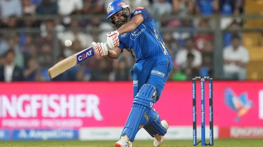 રોહિત શર્માનો IPL 2026માં ધમાકેદાર પ્રારંભ, વિરાટ કોહલીનો મોટો રેકોર્ડ તોડ્યો 2 sharma.jpg