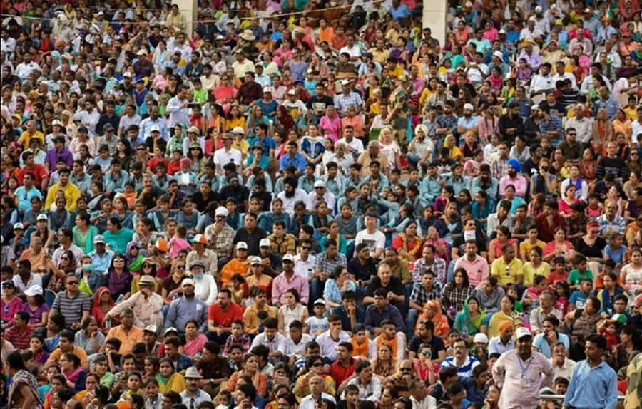 ભારતમાં વસ્તીગણતરીનું કાઉન્ટડાઉન શરૂ: 1 એપ્રિલથી પહેલા ફેઝના શ્રીગણેશ, જાણો કાસ્ટ સેન્સસ ક્યારે? 2 vasti.jpg