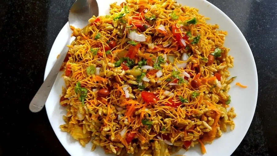 મિનિટોમાં તૈયાર થશે લારી જેવી લાજવાબ ભેલપૂરી, સ્વાદ એવો કે આંગળા ચાટતા રહી જશો! 3 Bhel Puri