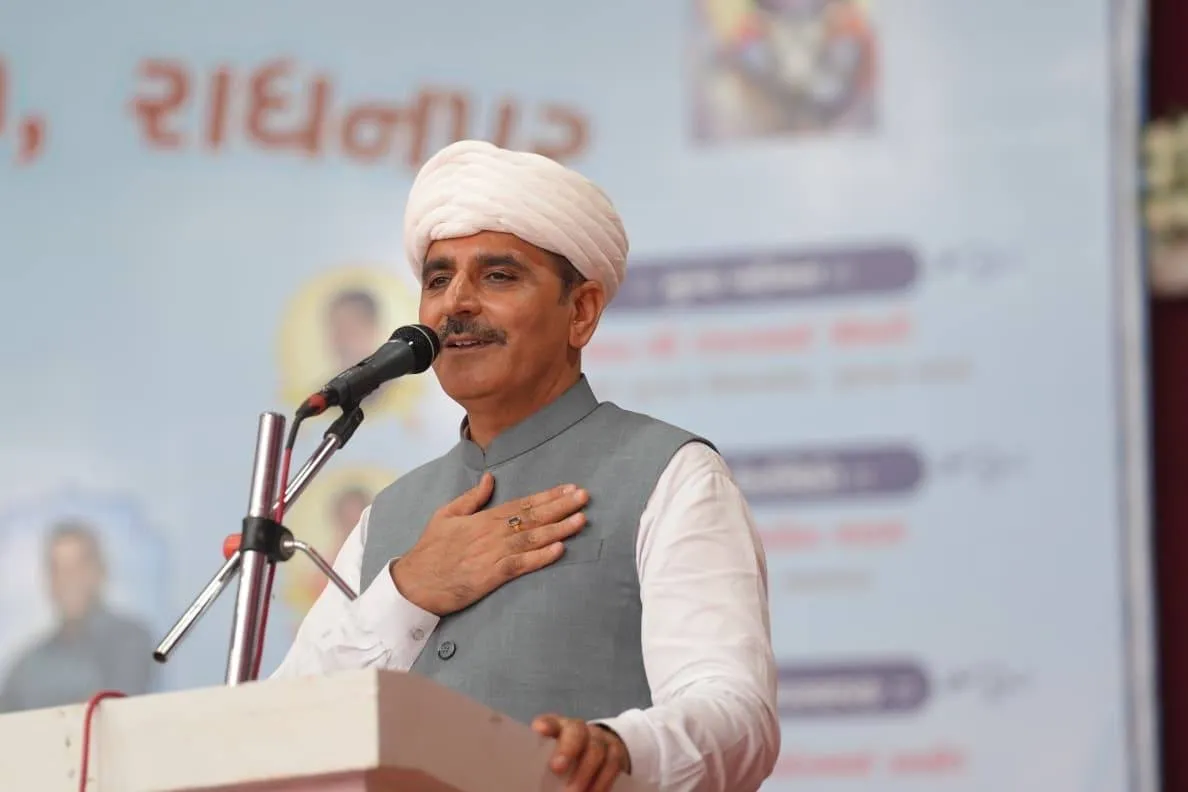 રાધનપુરમાં ૪ કરોડના ભવ્ય શૈક્ષણિક સંકુલનું લોકાર્પણ, આહીર સમાજ માટે શિક્ષણના નવા દ્વાર ખુલ્યા 3 Radhanpur Educational Complex Ahir Samaj 1.png