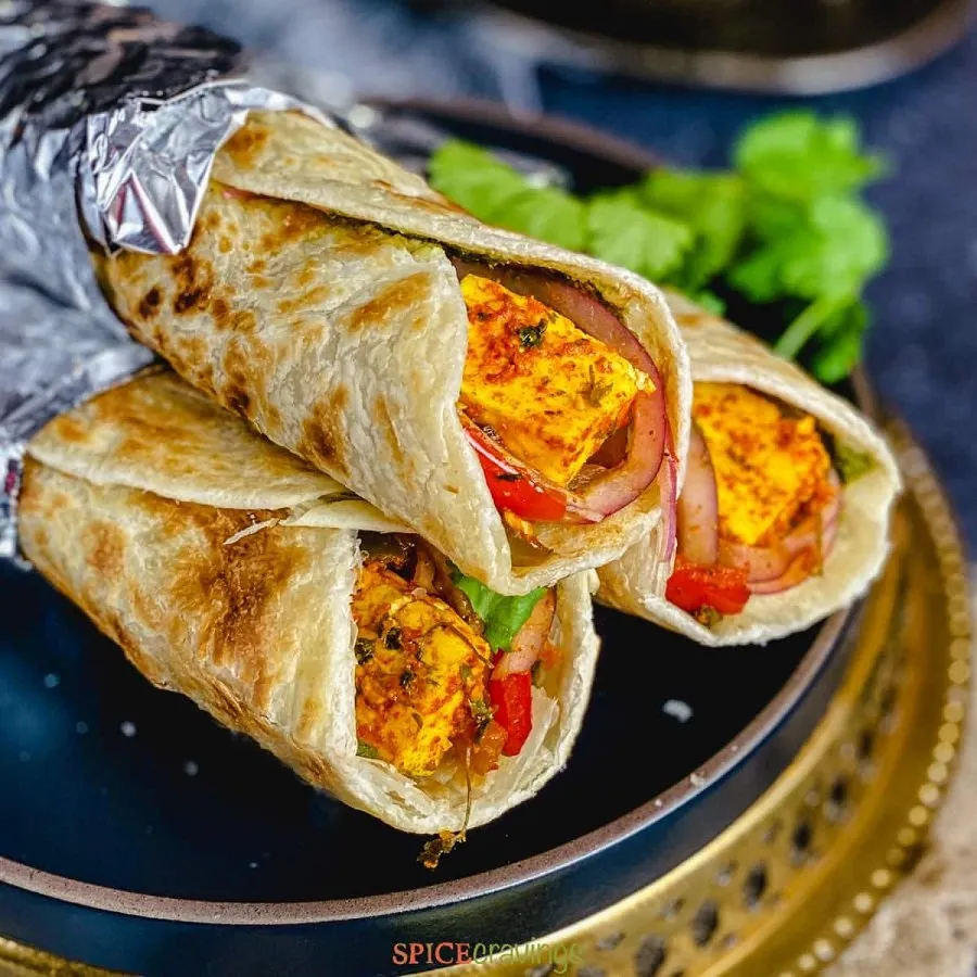 બહારના રોલ ખાવાનું ભૂલી જશો! ઘરે જ બનાવો રેસ્ટોરન્ટ સ્ટાઇલ પનીર ટિક્કા રોલ 3 Paneer Tikka Roll