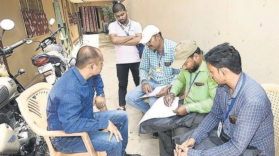શા માટે ગુજરાતમાં વસ્તી ગણતરી અટકી? જાણો કેન્દ્ર અને રાજ્ય સરકારની નવી તૈયારીઓ 2 cenus.jpg