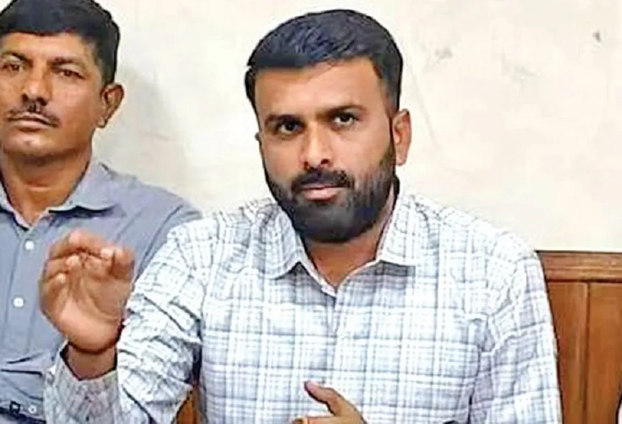 રાજકારણના મોટા સમાચાર: રાજુ કરપડા આજે વિધિવત રીતે ભાજપના શરણે, જાણો કયા કારણોસર લીધો આ મોટો નિર્ણય 2 raju kaprda.jpg