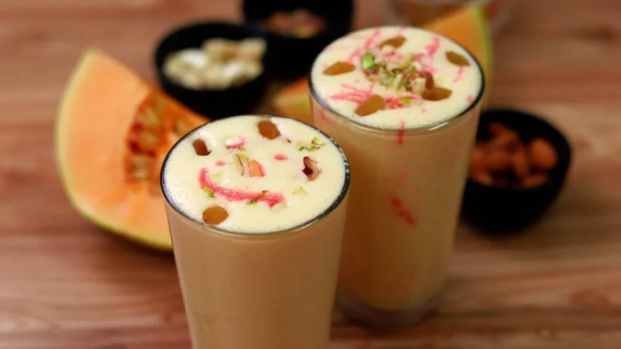 કેમિકલવાળા ડ્રિંક્સને કહો અલવિદા, ઘરે જ બનાવો નેચરલ શક્કરટેટીની લસ્સી 3 Muskmelon Lassi